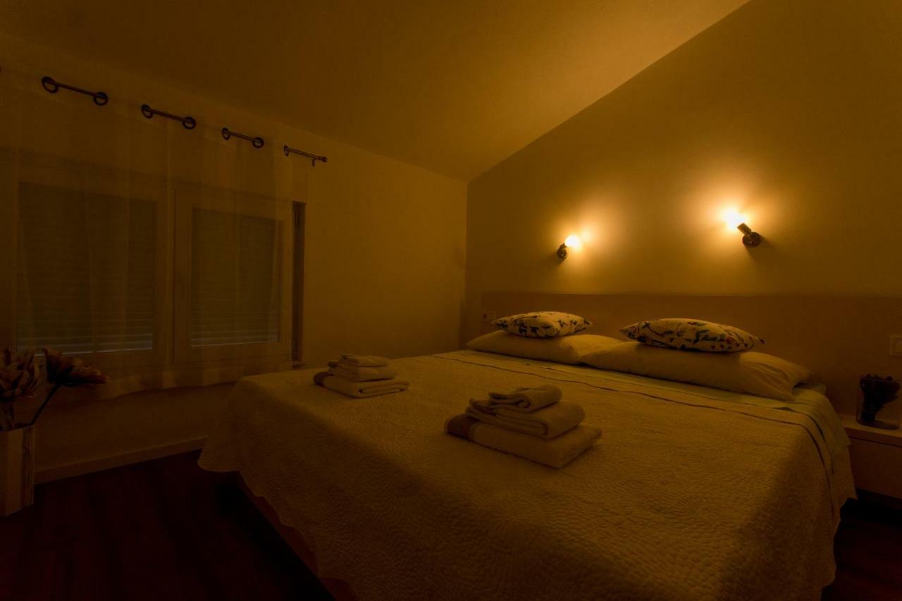 Villa Bozana Traù Esterno foto